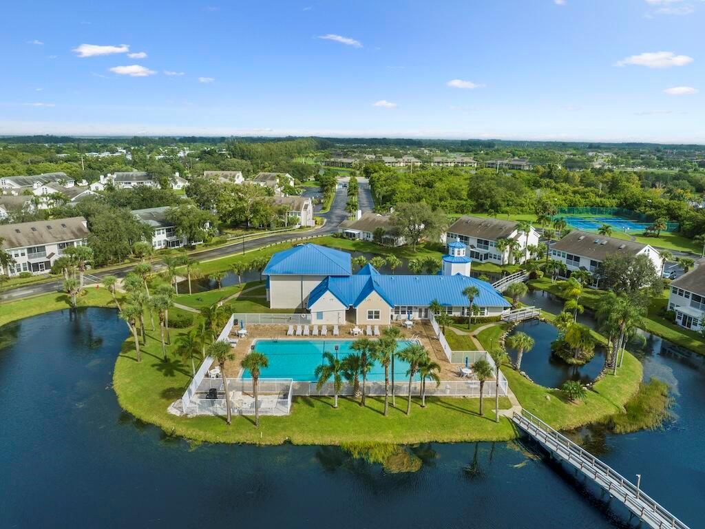 LAKE IN THE WOODS AT VERO - Residential