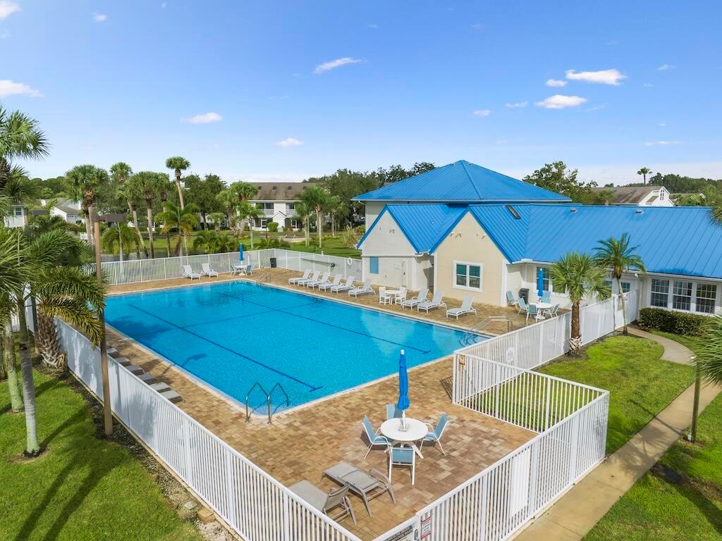 LAKE IN THE WOODS AT VERO - Residential