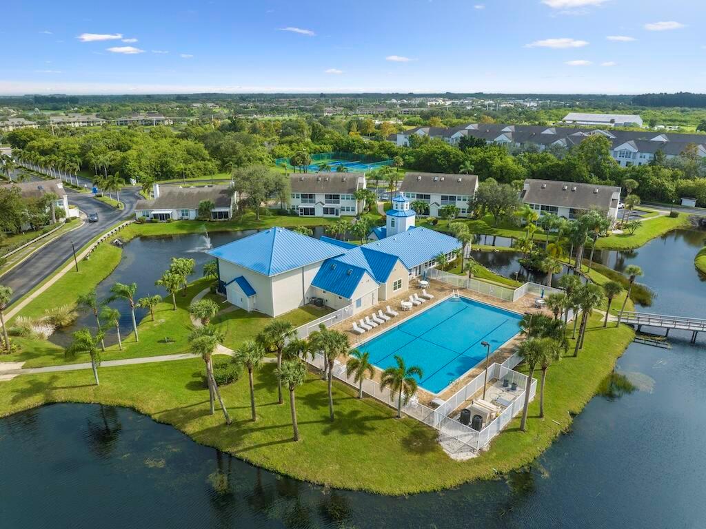 LAKE IN THE WOODS AT VERO - Residential
