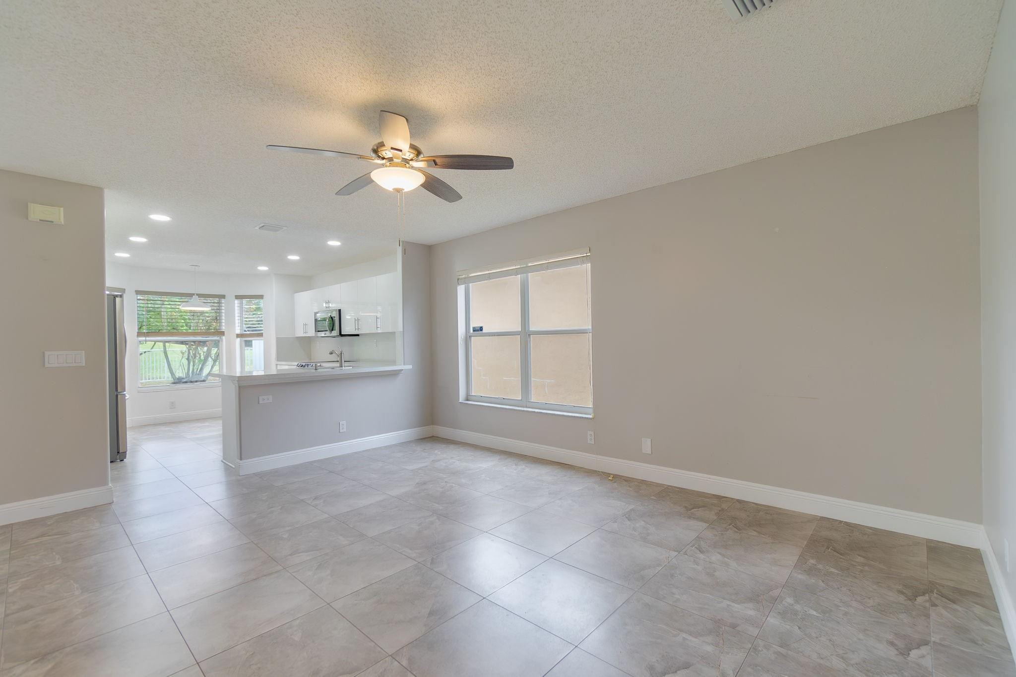 WINSTON TRAILS PAR 4 - Residential Lease