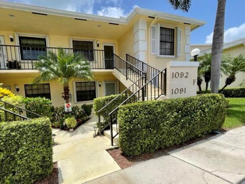 Photo of 1092 Keystone Drive #F, Jupiter, FL 33458 (MLS # R10906214)