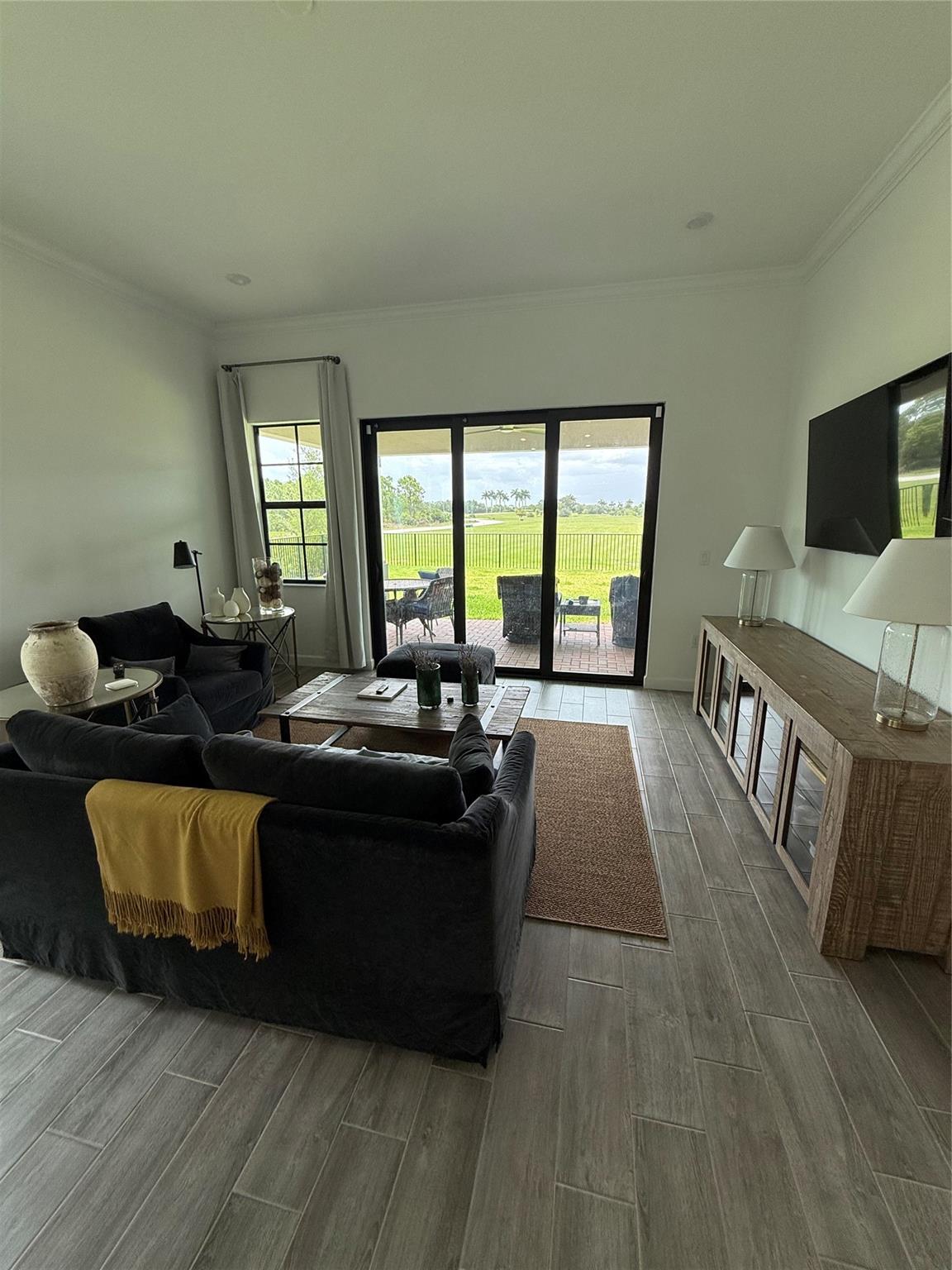 Tesoro 20 - Residential