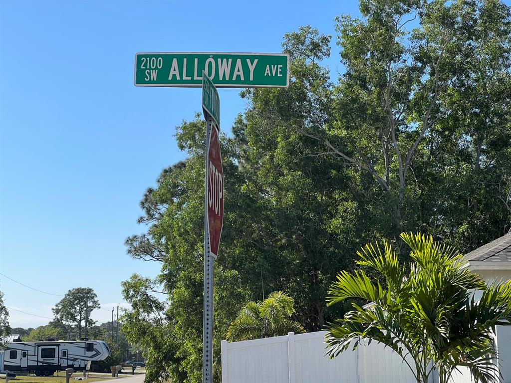 PORT ST LUCIE SECTION  31 - Land