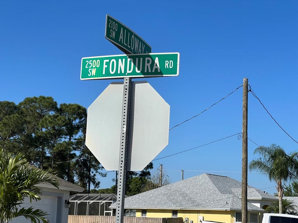 Photo of 2118 SW Alloway Avenue, Port St Lucie, FL 34953 (MLS # R10876405)