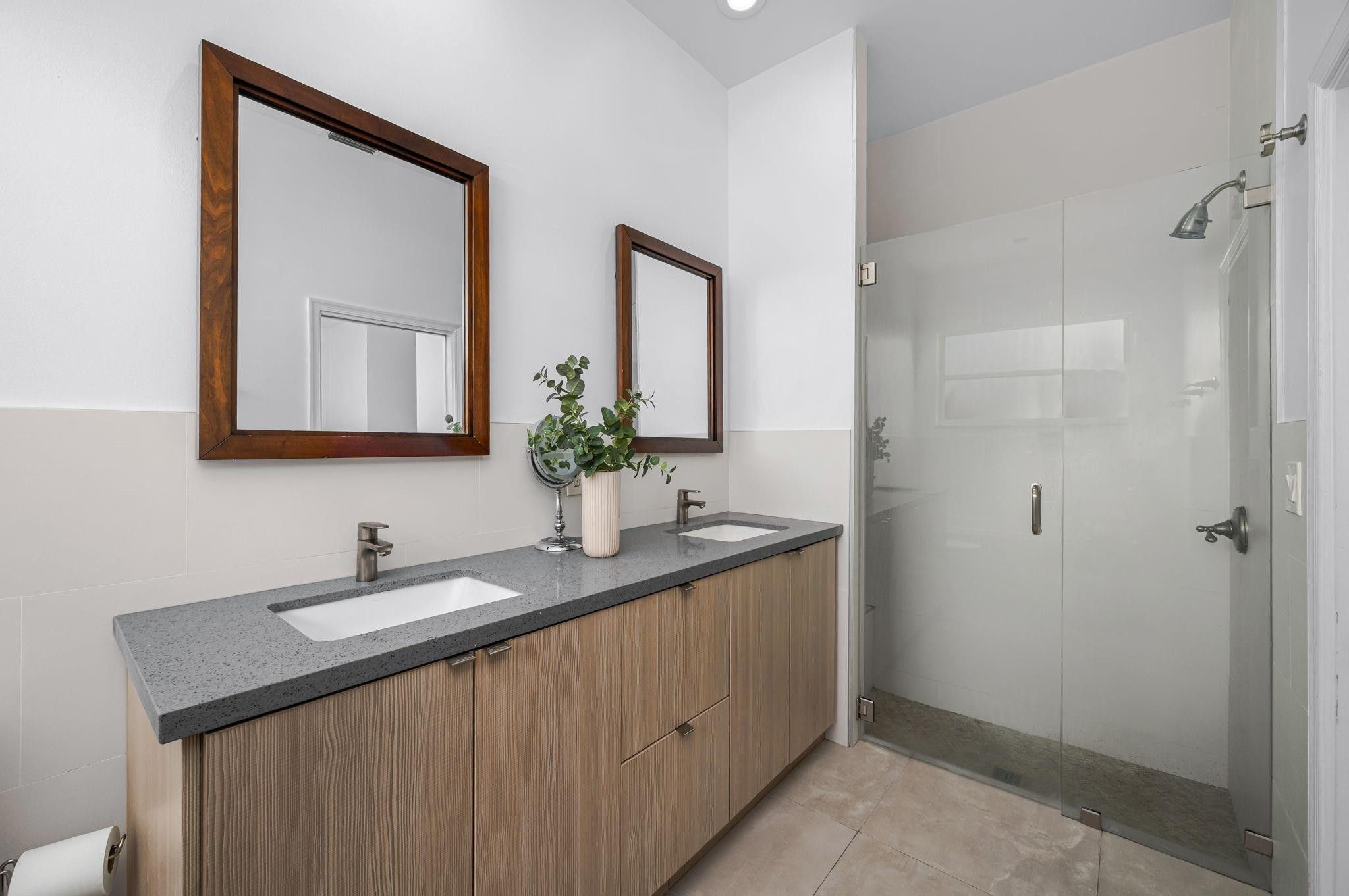 WELLINGTON TR 42B - Residential