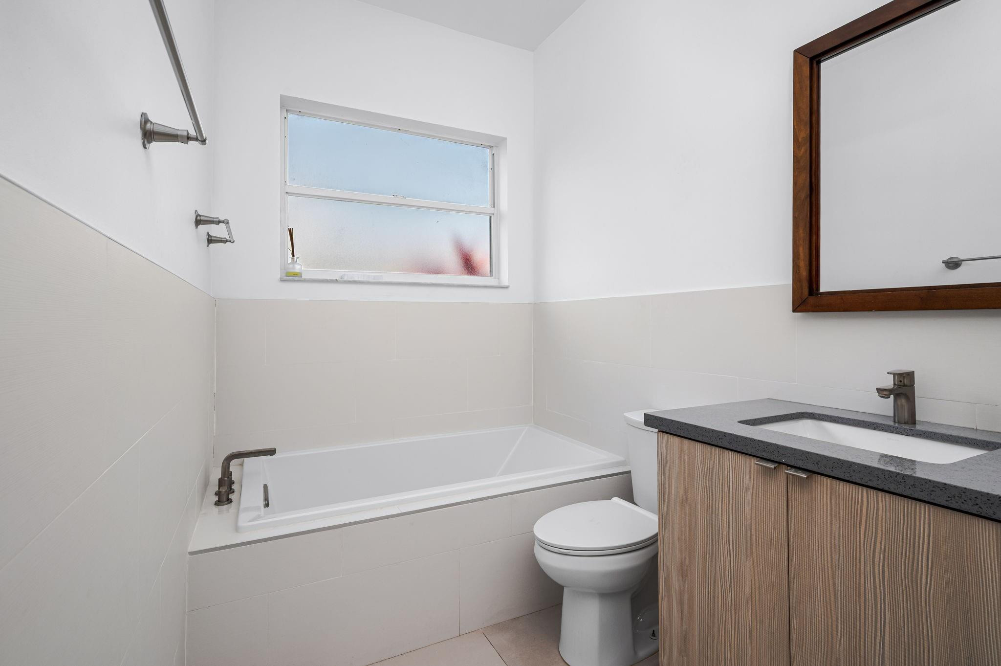 WELLINGTON TR 42B - Residential