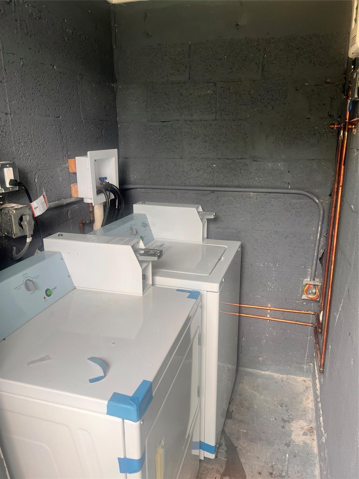 FOSTER PARK - Residential Lease