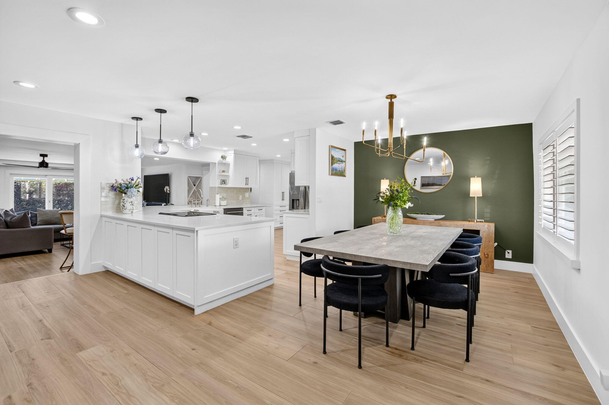 850 SW 4th Street