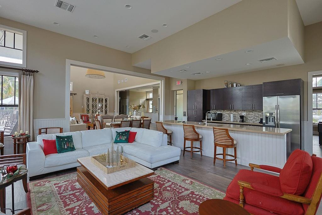 DORAL CAY - Residential