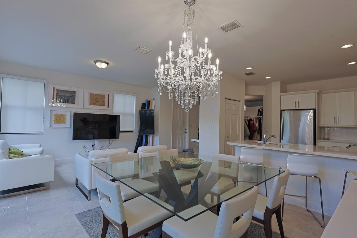 DORAL CAY - Residential