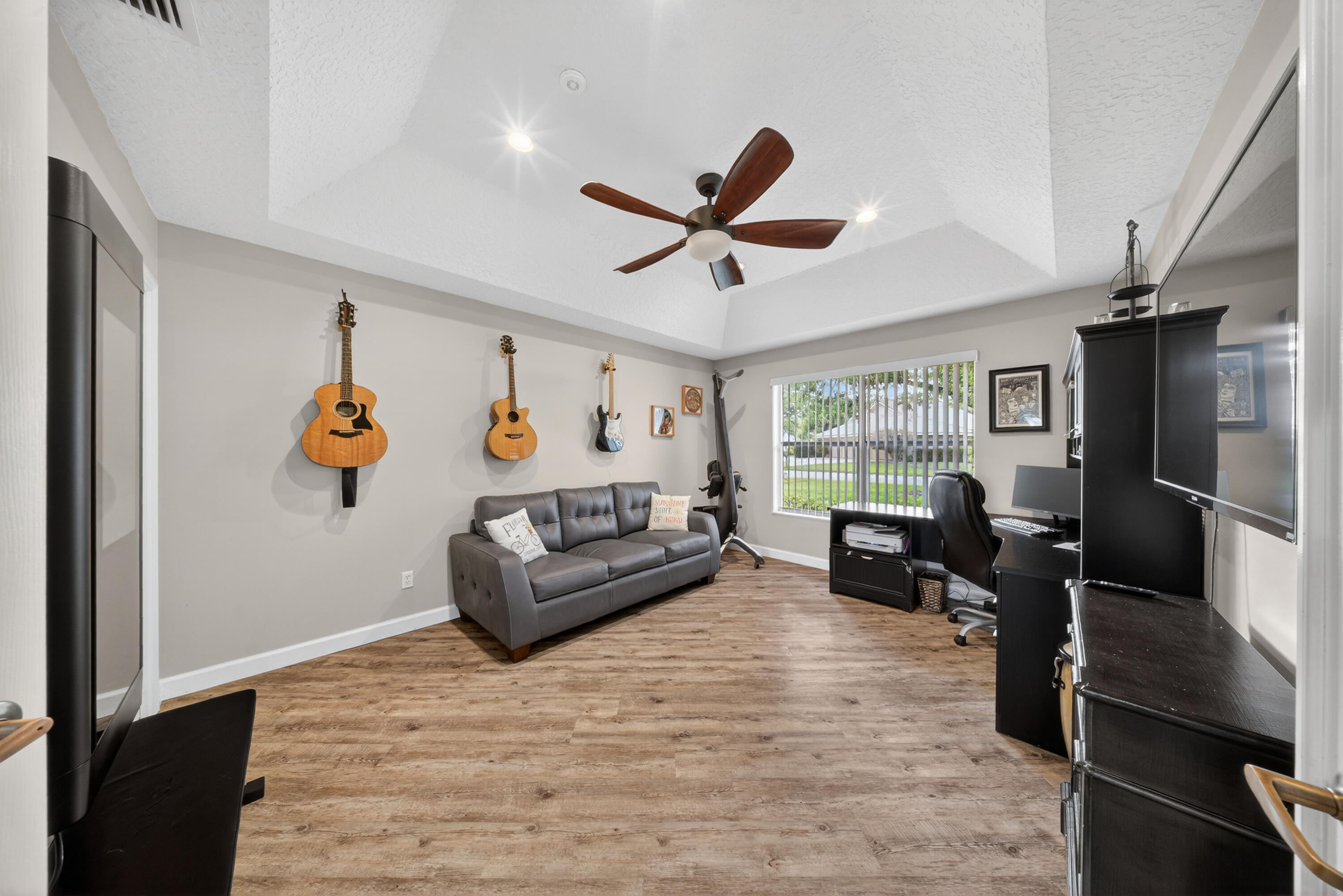 SANCTUARY PARCEL 8 BLK 13 - Residential