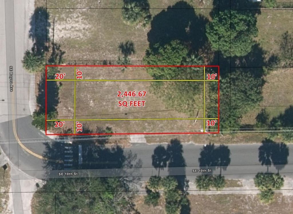 Photo of 939 SE Bayou Avenue, Stuart, FL 34994 (MLS # F10406549)