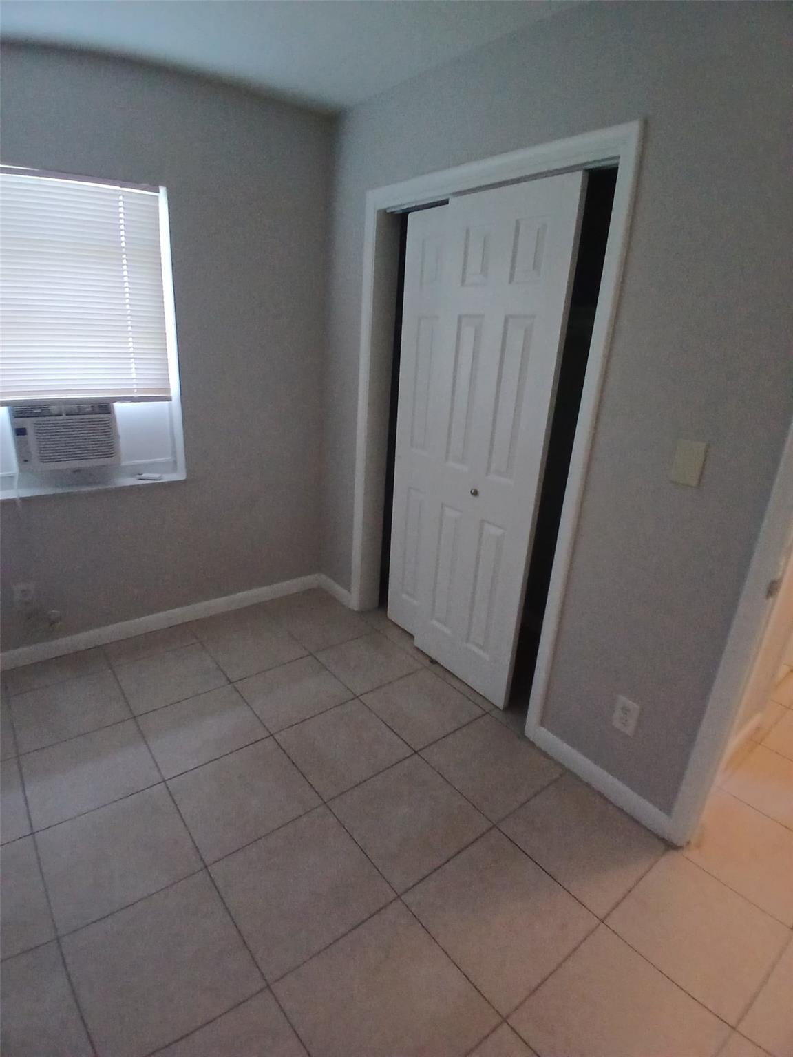 Town Of Modelo Dania B-49 - Residential Lease