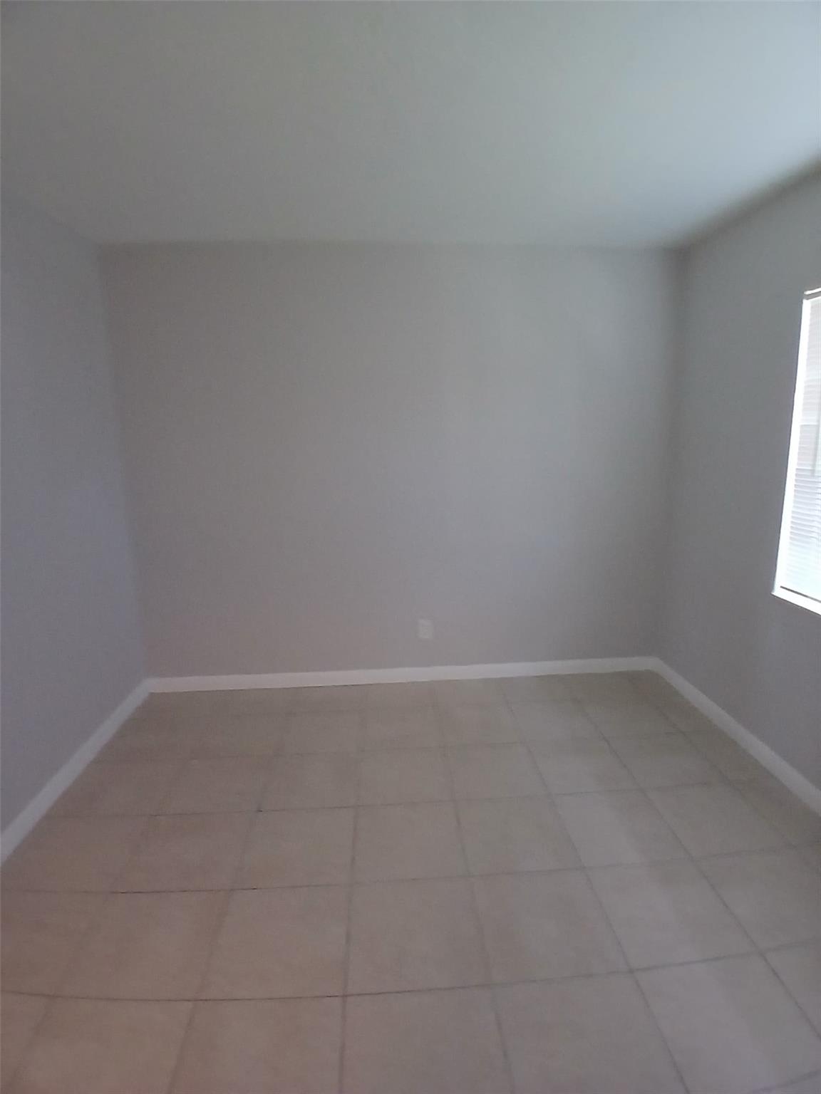 Town Of Modelo Dania B-49 - Residential Lease