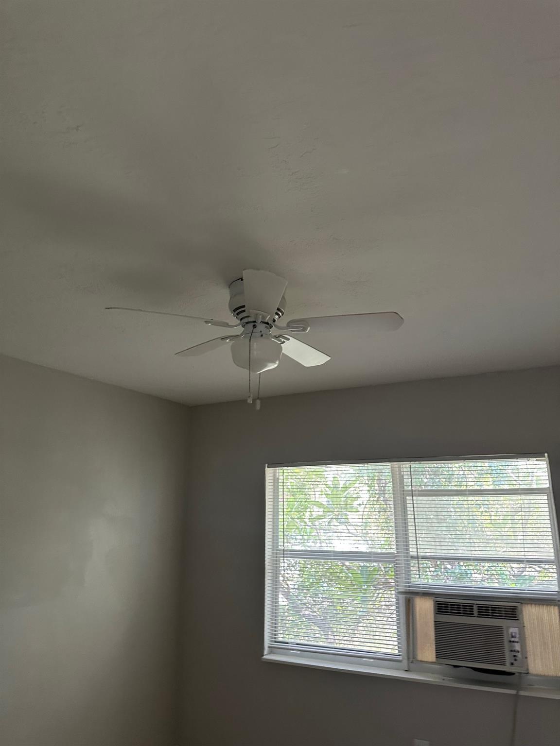 Town Of Modelo Dania B-49 - Residential Lease