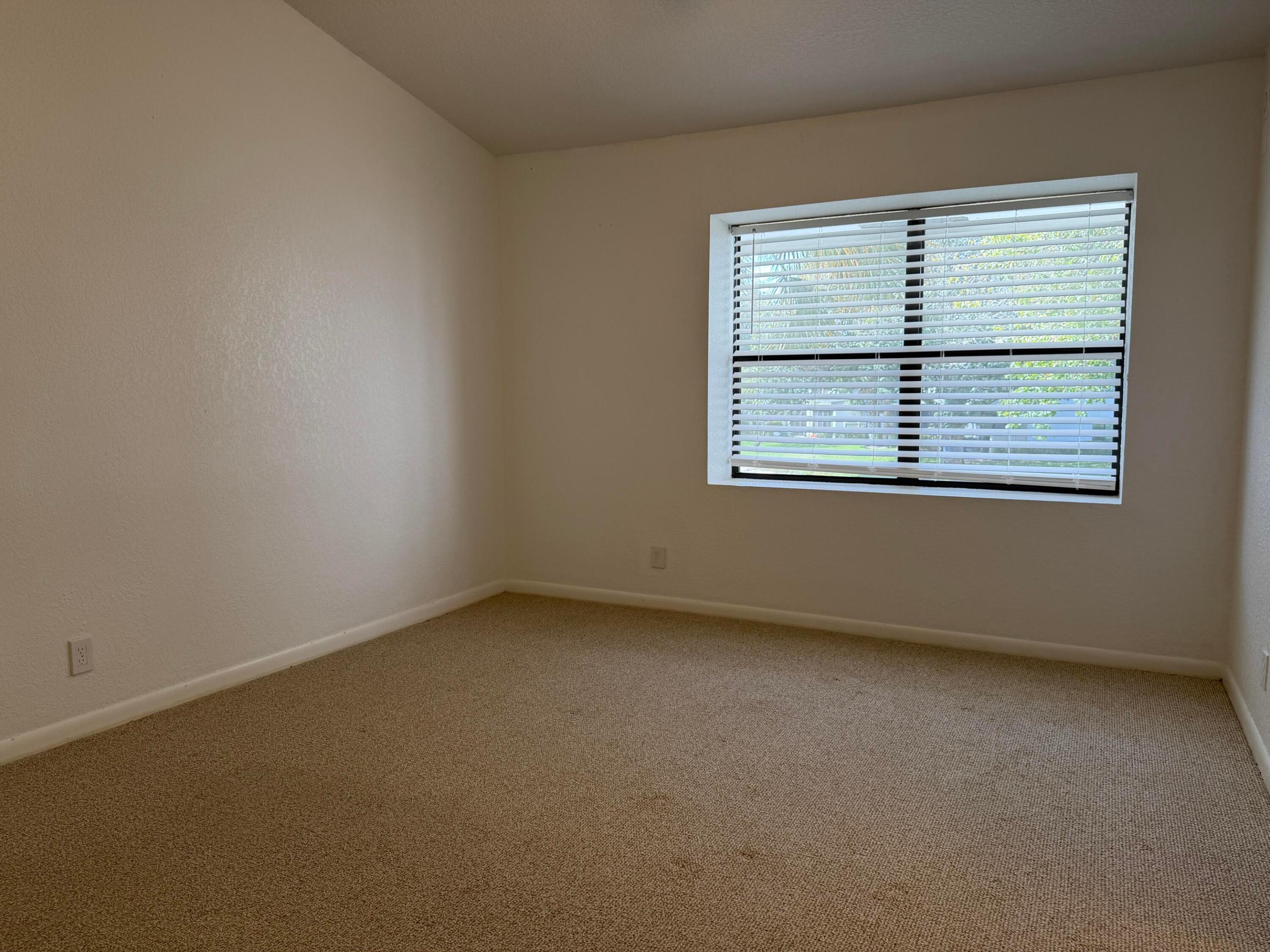 BAYWOOD VILLAGE II-B CONDO - Residential