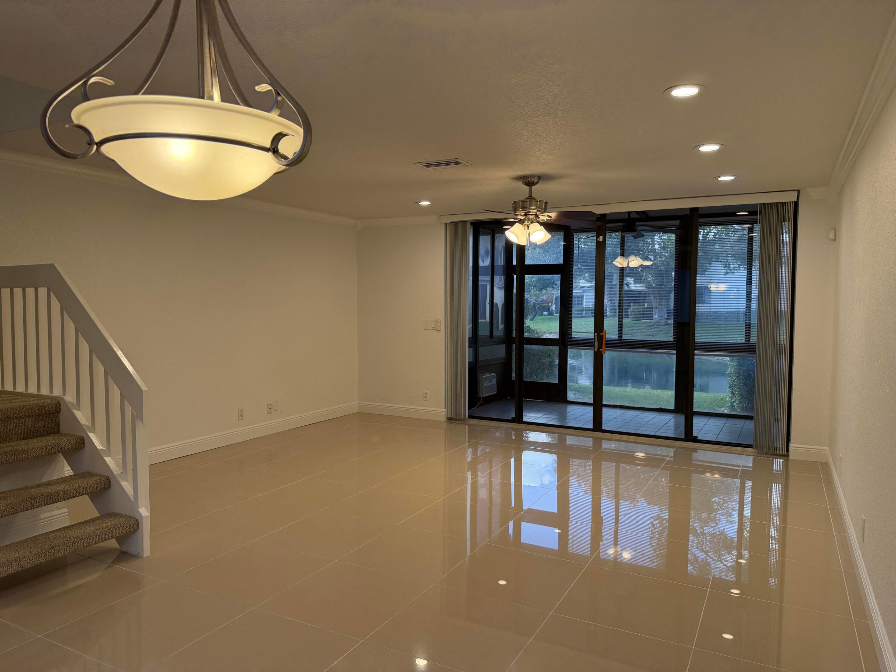BAYWOOD VILLAGE II-B CONDO - Residential