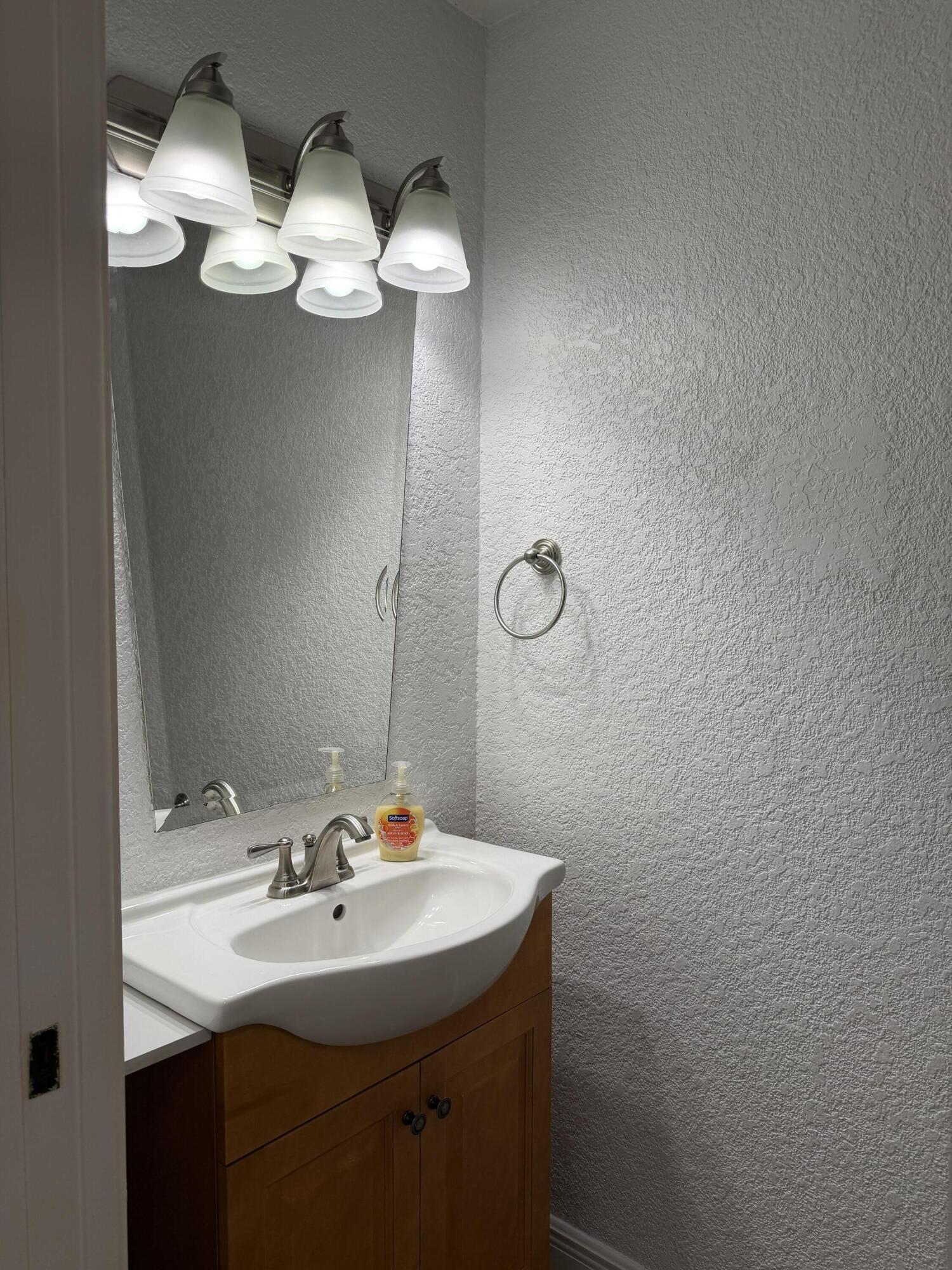 BAYWOOD VILLAGE II-B CONDO - Residential