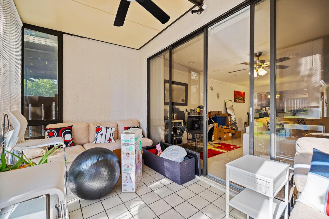 BAYWOOD VILLAGE II-B CONDO - Residential