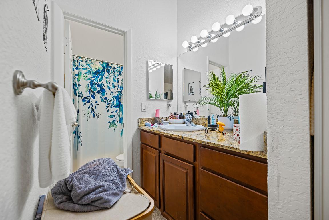 BAYWOOD VILLAGE II-B CONDO - Residential