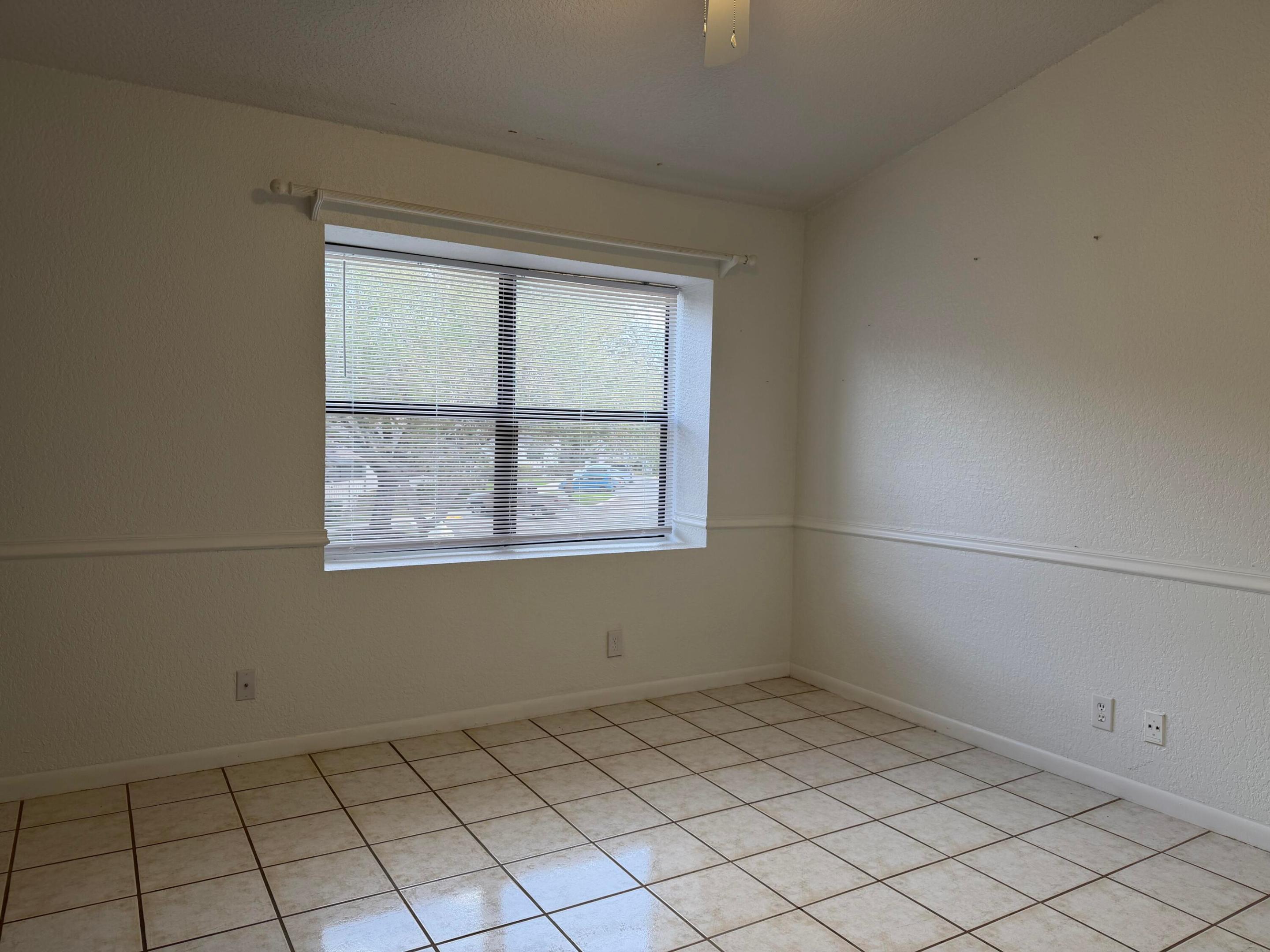 BAYWOOD VILLAGE II-B CONDO - Residential