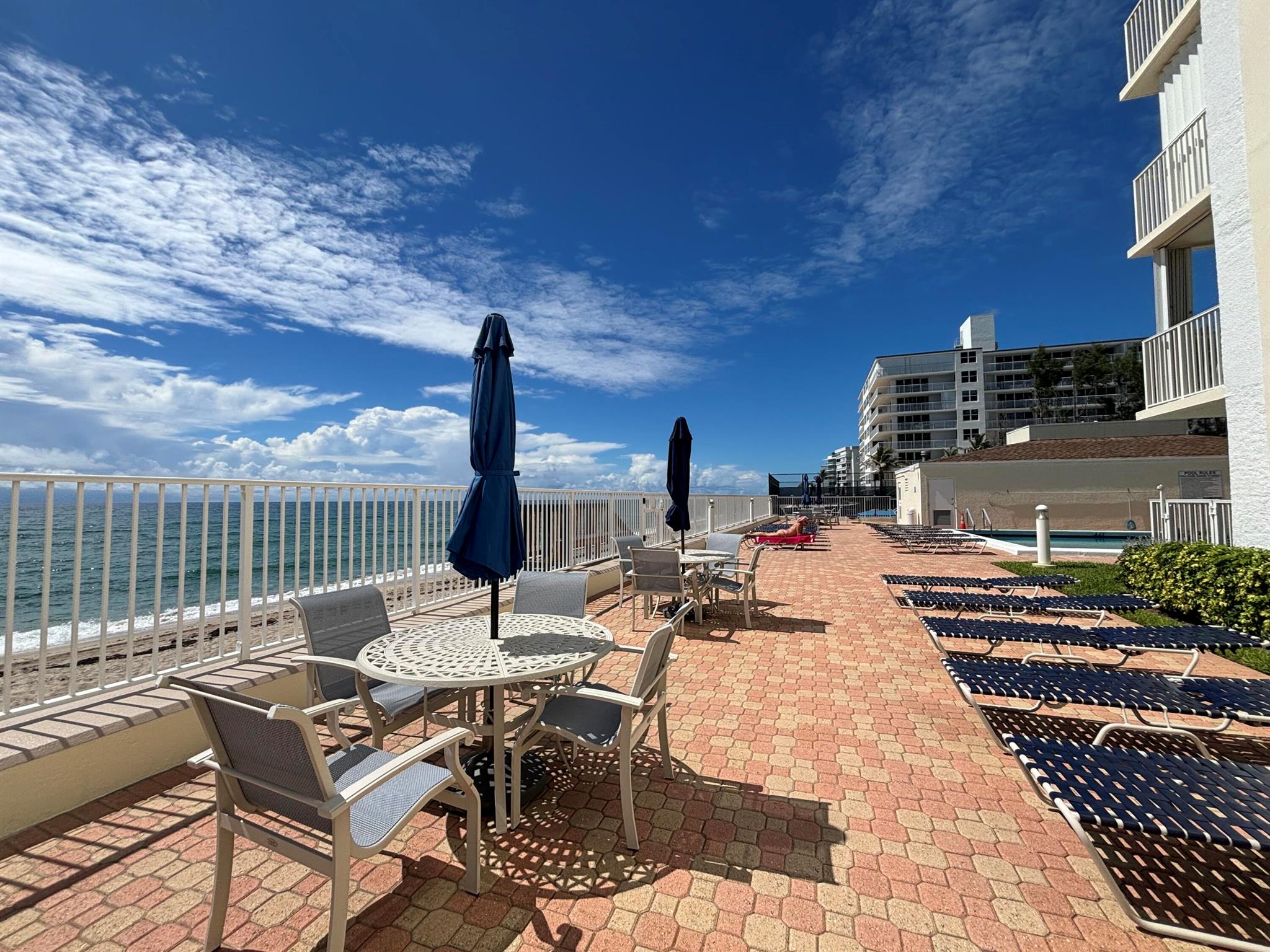 LE CHATEAU ROYAL CONDO - Residential Lease