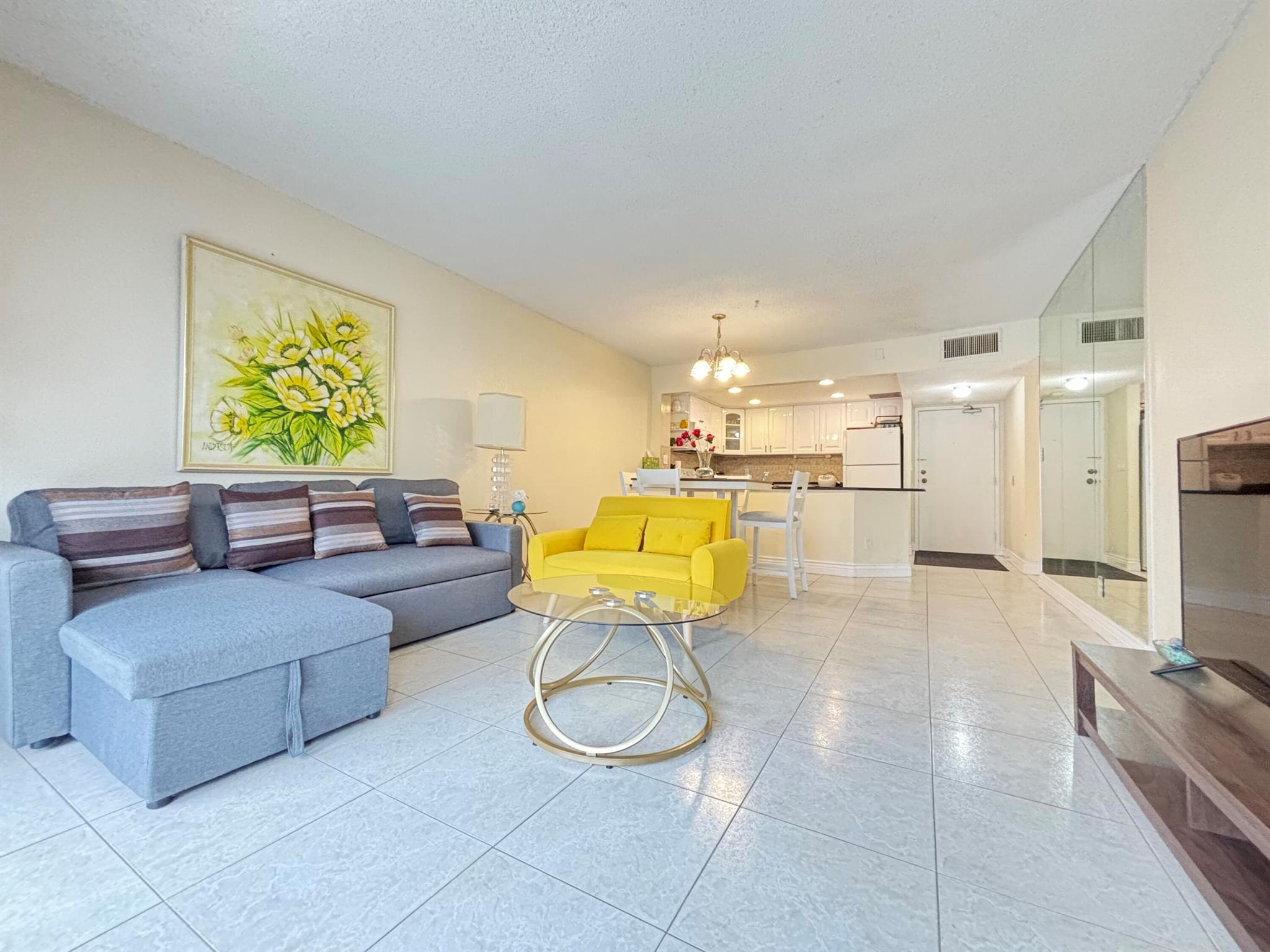 LE CHATEAU ROYAL CONDO - Residential Lease