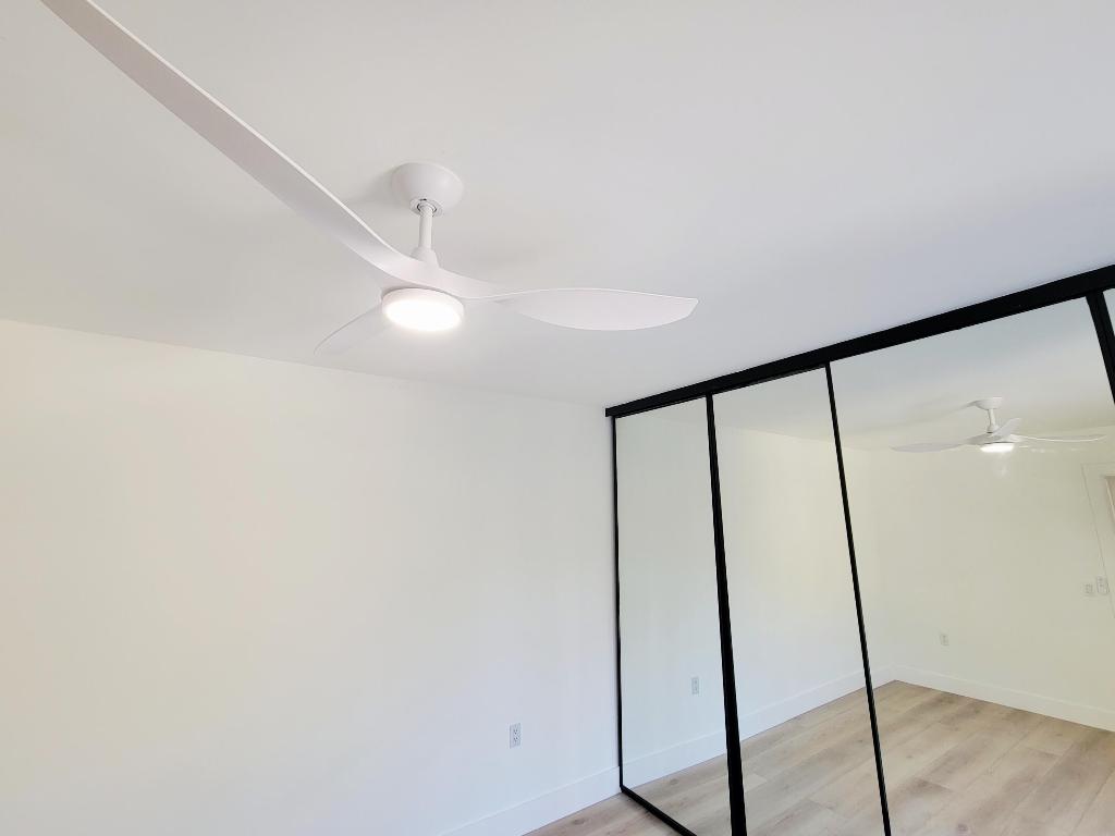 VILLAGE OF SANDALWOOD LAKES 3 - Residential