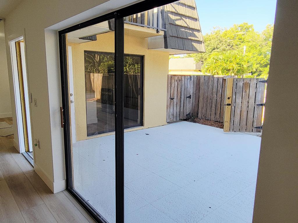 VILLAGE OF SANDALWOOD LAKES 3 - Residential