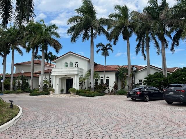 Live in a resort style community! This spacious 2 bedroom / 2 bath unit features spacious spaces, ample closet
space, lots of natural light and Full-size washer and dryer inside the unit. Unit has been painted and NEW LAMINATE FLOORING INSTALLED (PICTURES ARE FOR REFERENCE ONLY, updated pictures coming soon), Rent includes WATER, SEWER TRASH and CABLE. *** First and Security for High qualified tenants *****Live in a community that offers clubhouse amenities, pool, jacuzzi, children's playground, fitness center and barbecue area. Feel like you are on vacation! Unit close to Beach and Downtown Delray Beach. Close to I-95 and various local shops and restaurants. Pets ok under 25# non-aggressive.