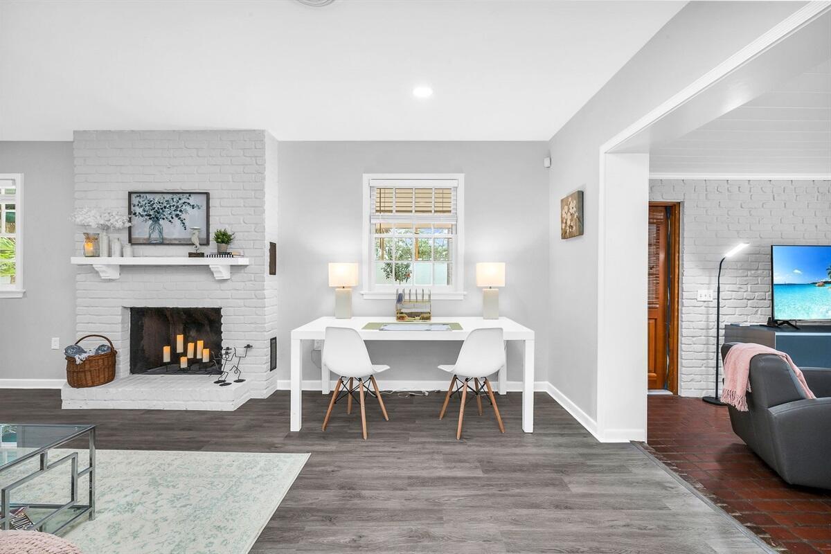 MIRAMAR - Residential Lease