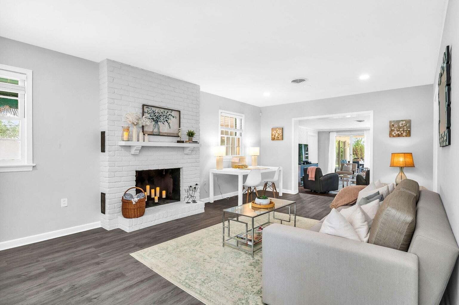 MIRAMAR - Residential Lease