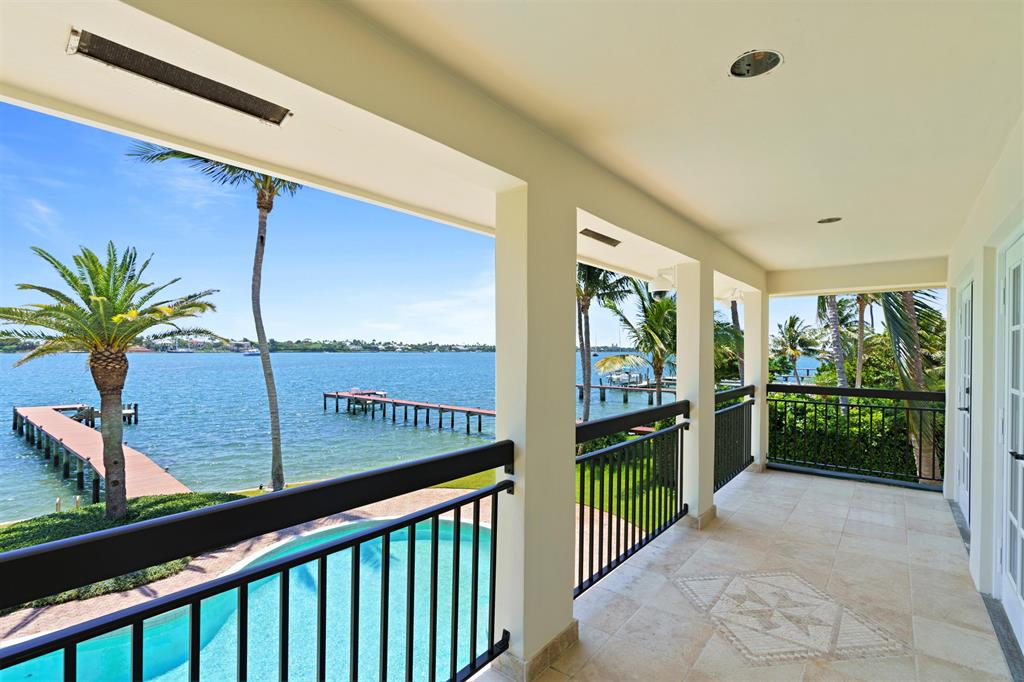 NORTH SHORE TERRACE 2 - Residential