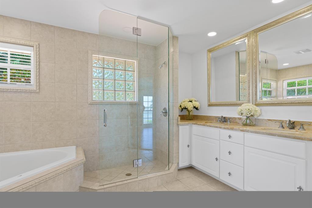 NORTH SHORE TERRACE 2 - Residential