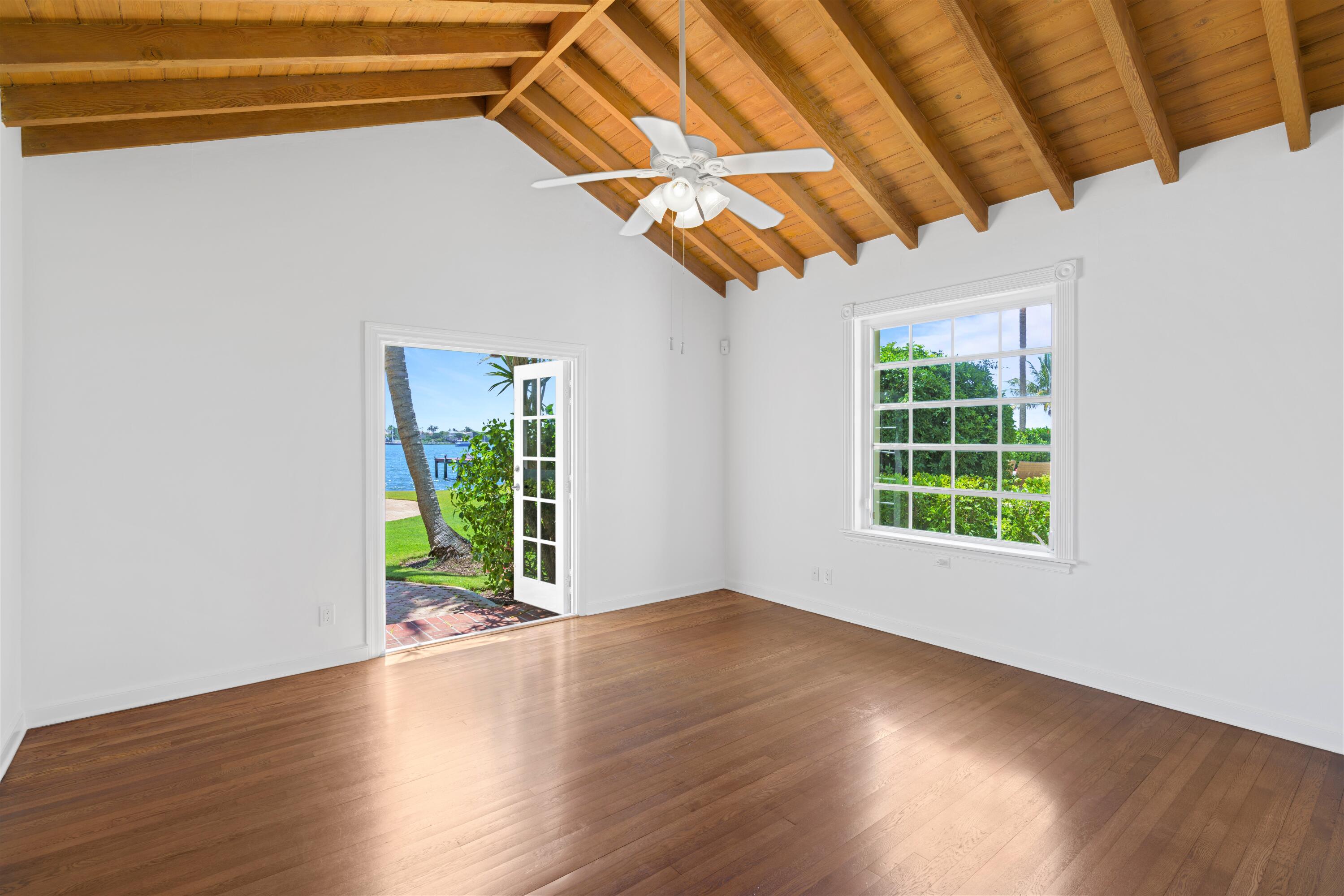 NORTH SHORE TERRACE 2 - Residential