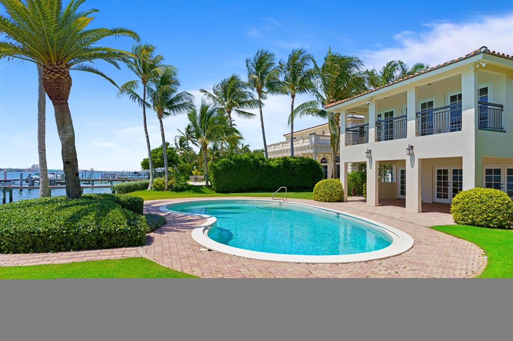 NORTH SHORE TERRACE 2 - Residential