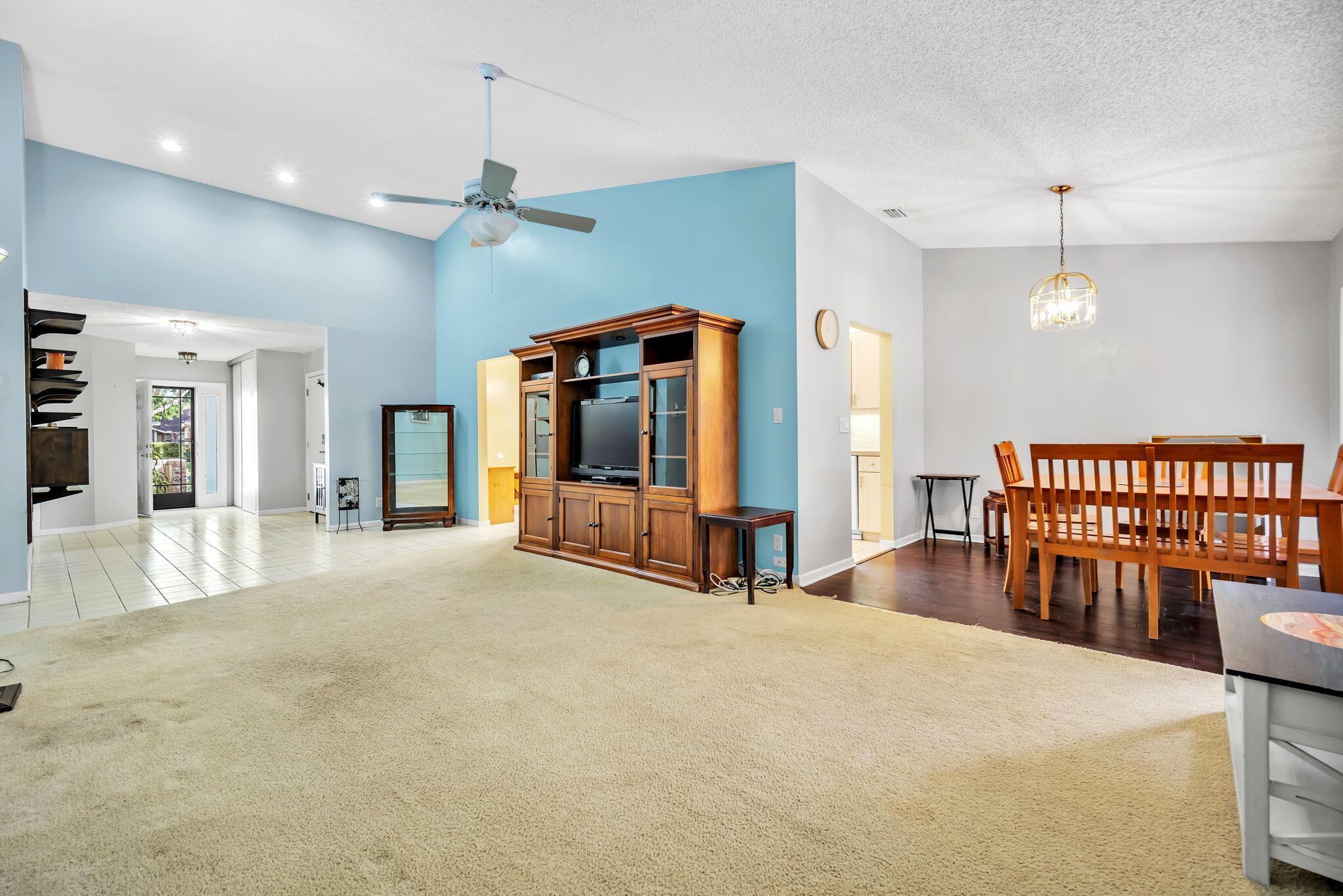 TARTAN COCONUT CREEK - Residential