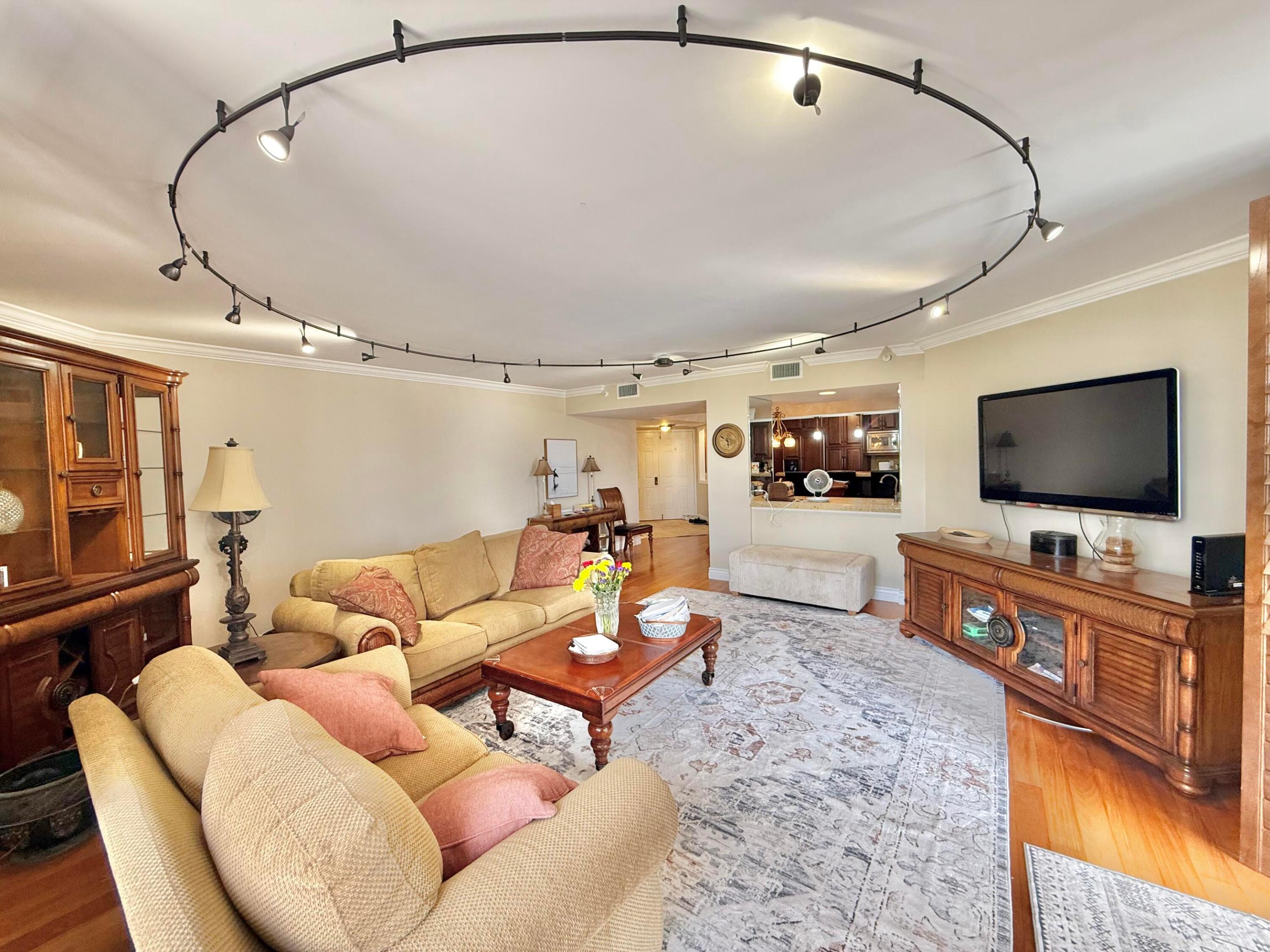 CORINTHIANS CONDO - Residential Lease