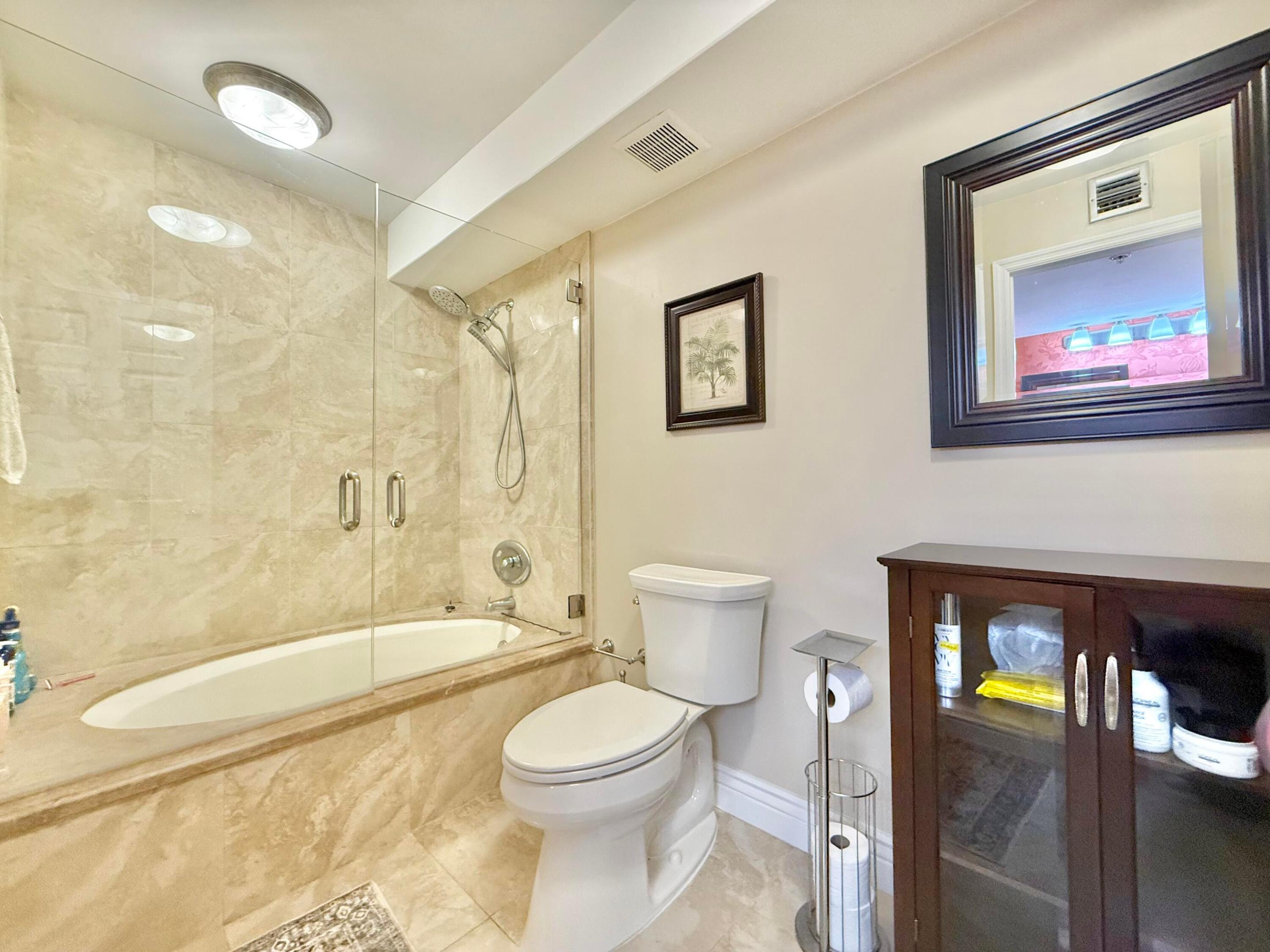 CORINTHIANS CONDO - Residential Lease