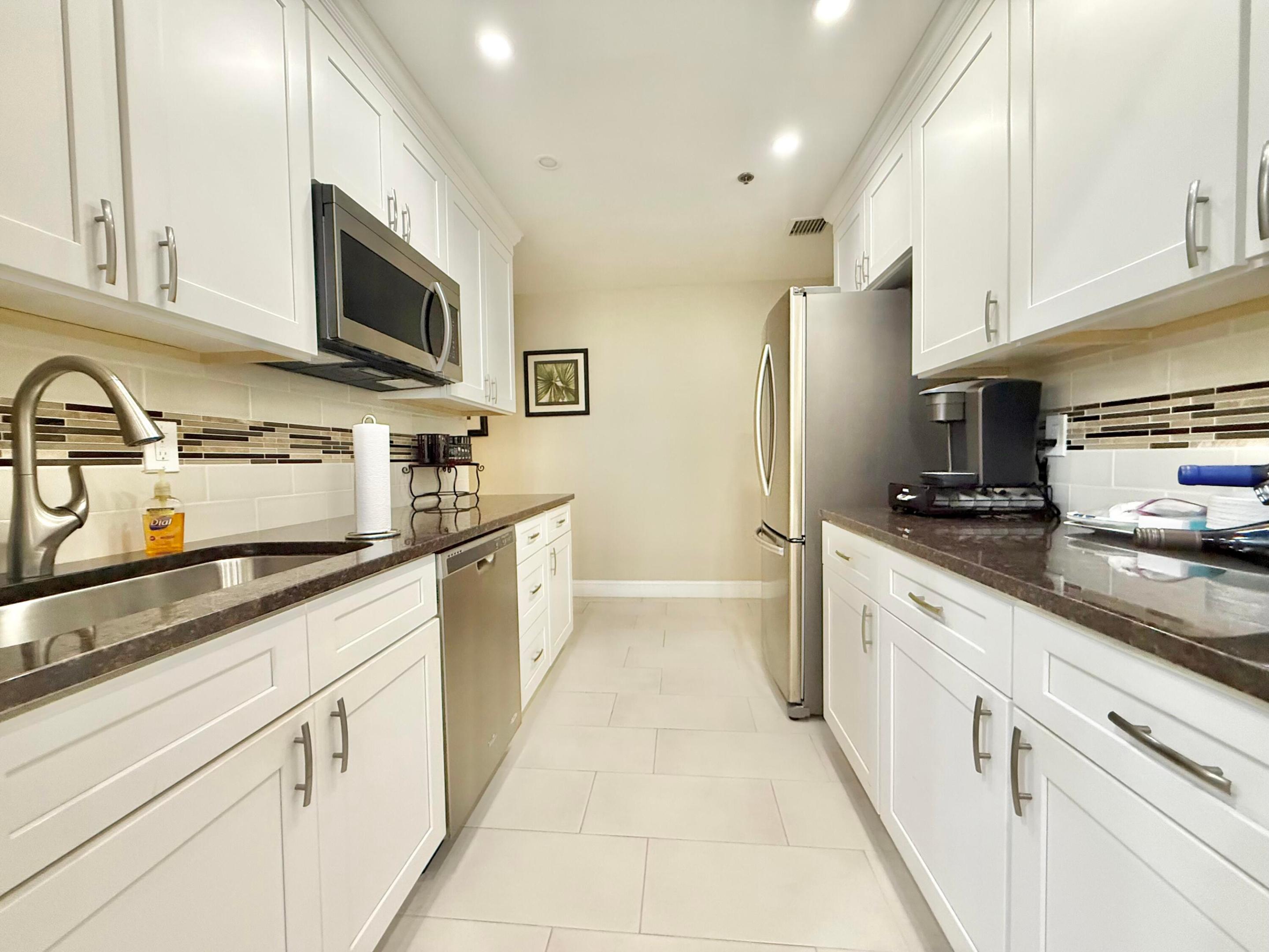 CORINTHIANS CONDO - Residential Lease