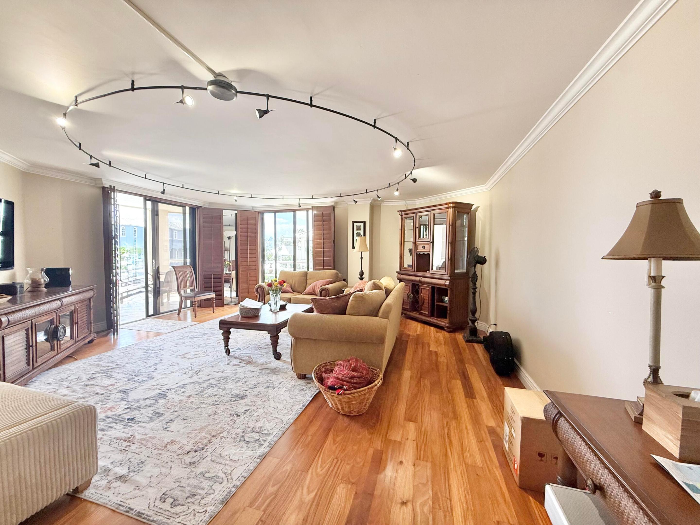 CORINTHIANS CONDO - Residential Lease