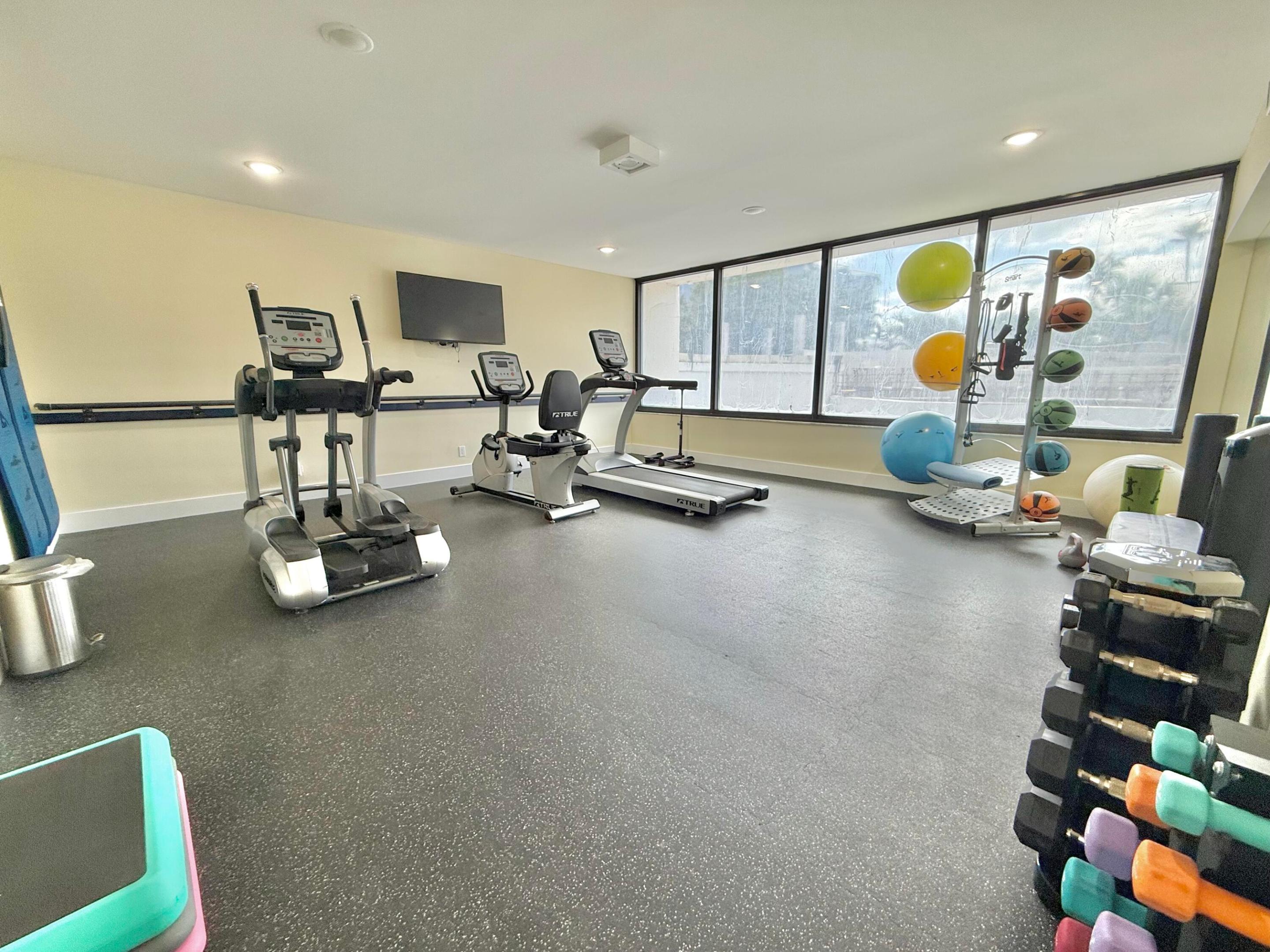 CORINTHIANS CONDO - Residential Lease