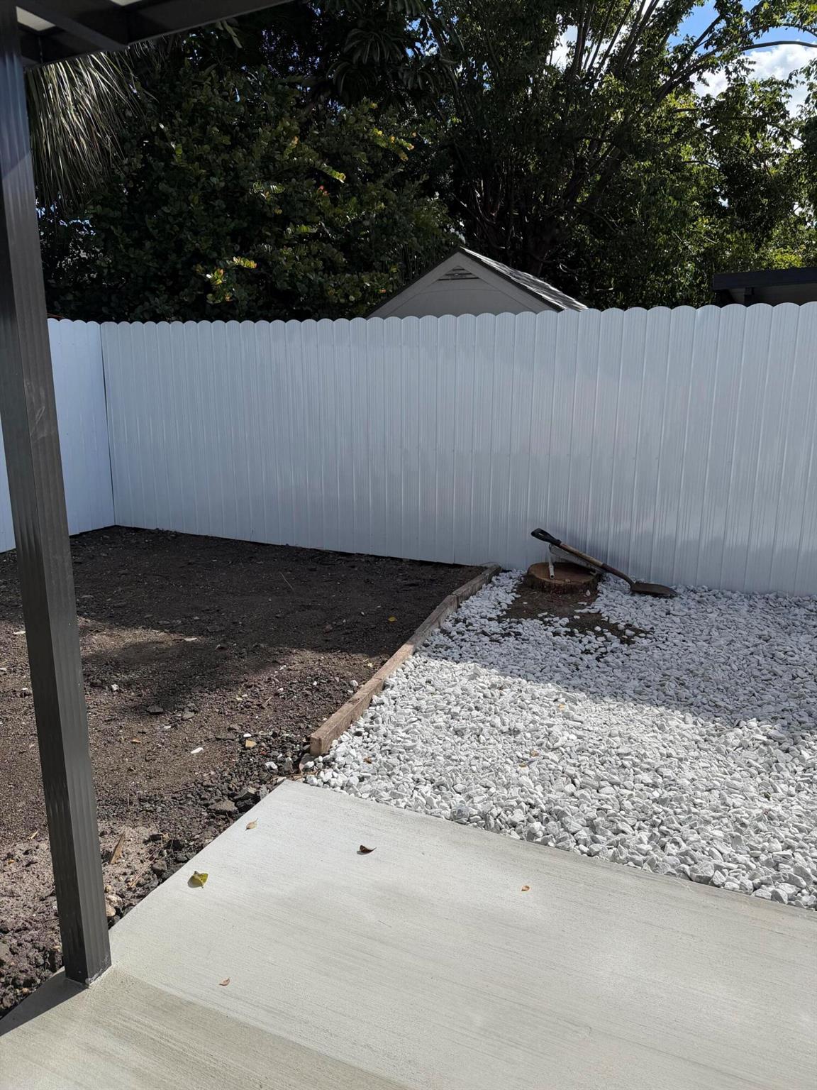 MIL-LAKE ESTATES 1 - Residential Lease