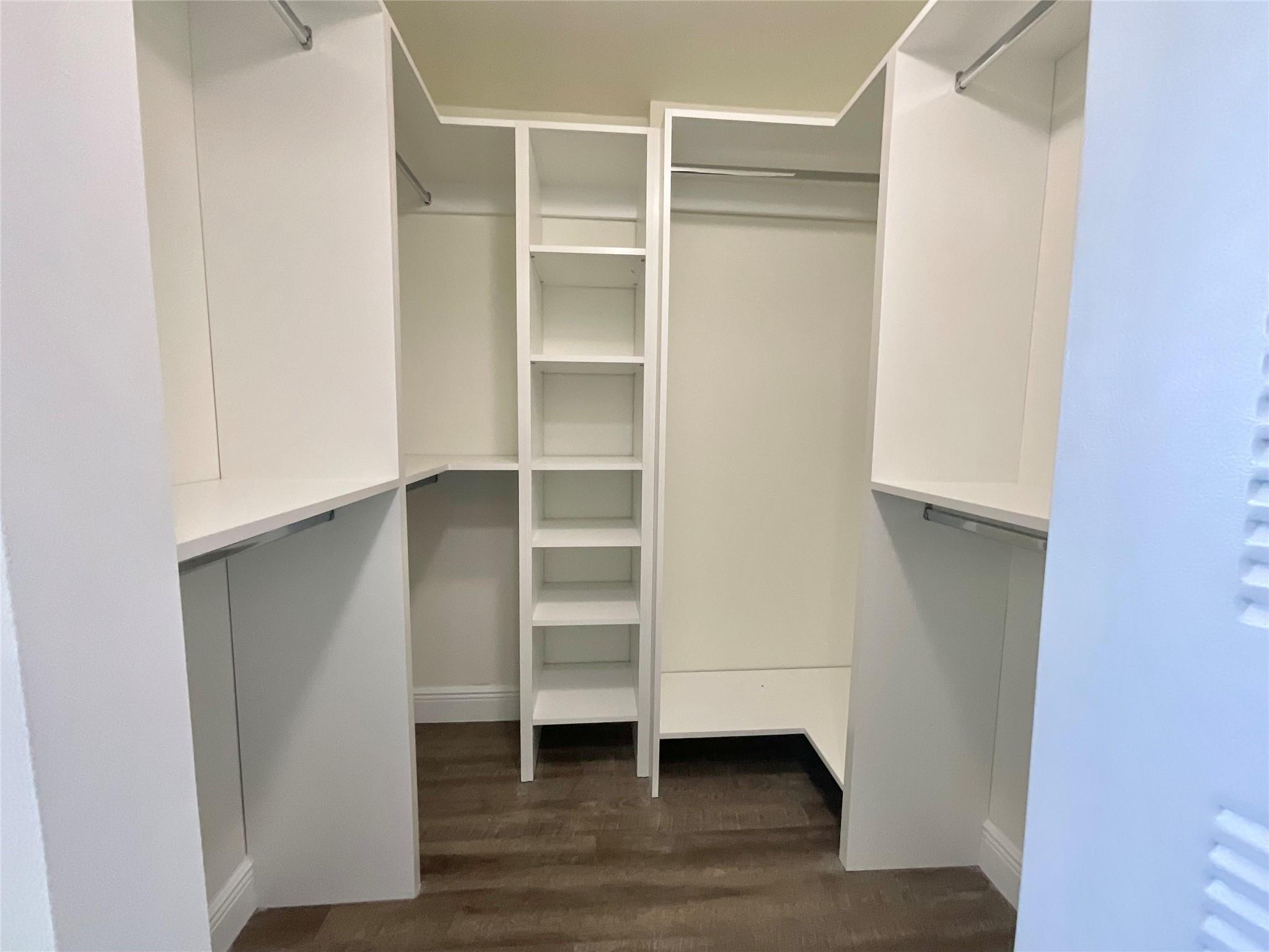 ROYAL PALMS - Residential Lease