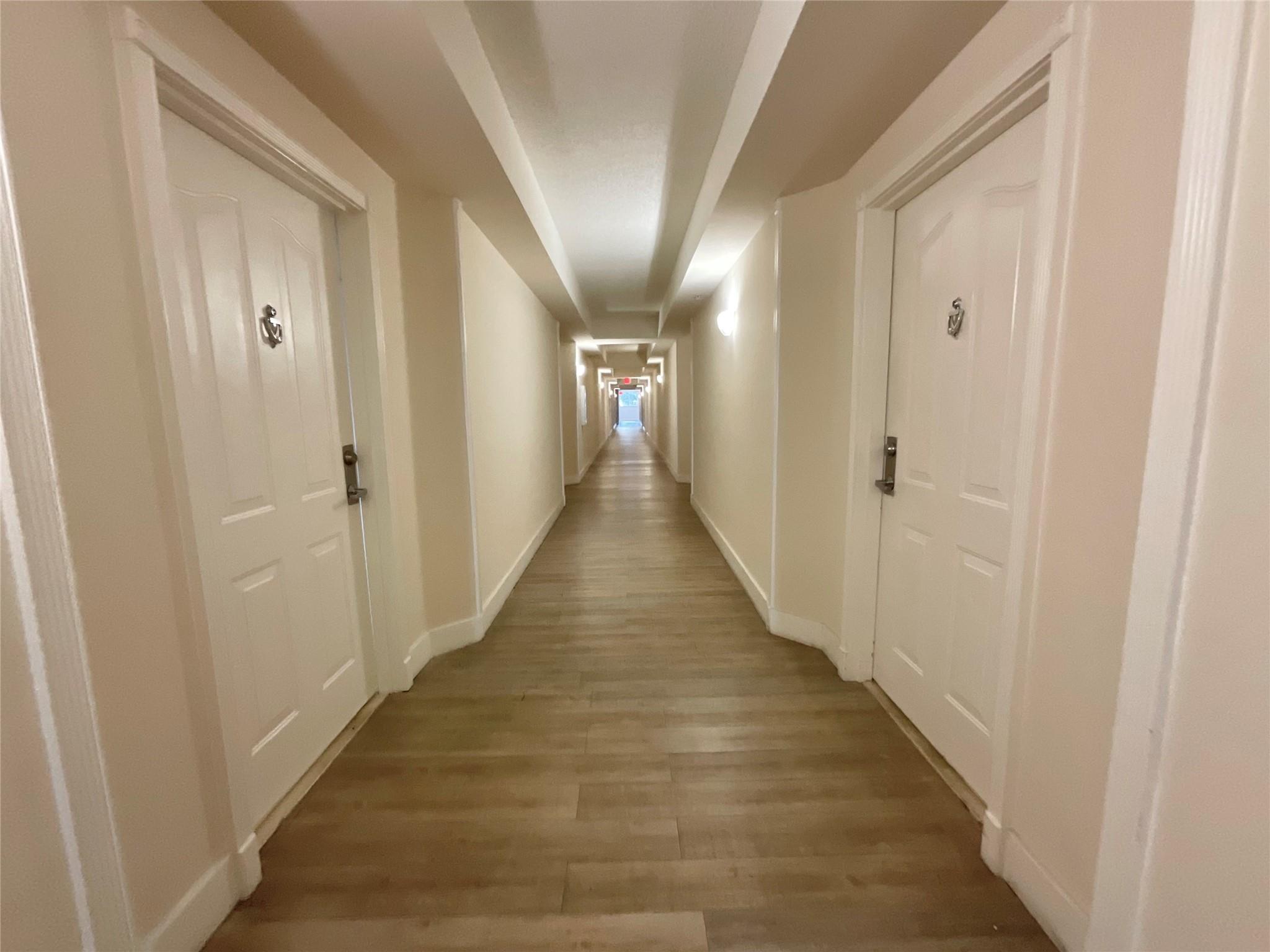 ROYAL PALMS - Residential Lease