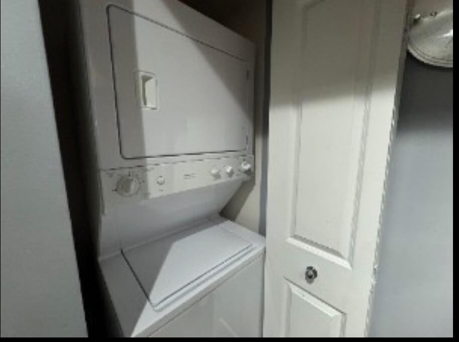 SYMPHONY NORTH CONDO - Residential Lease