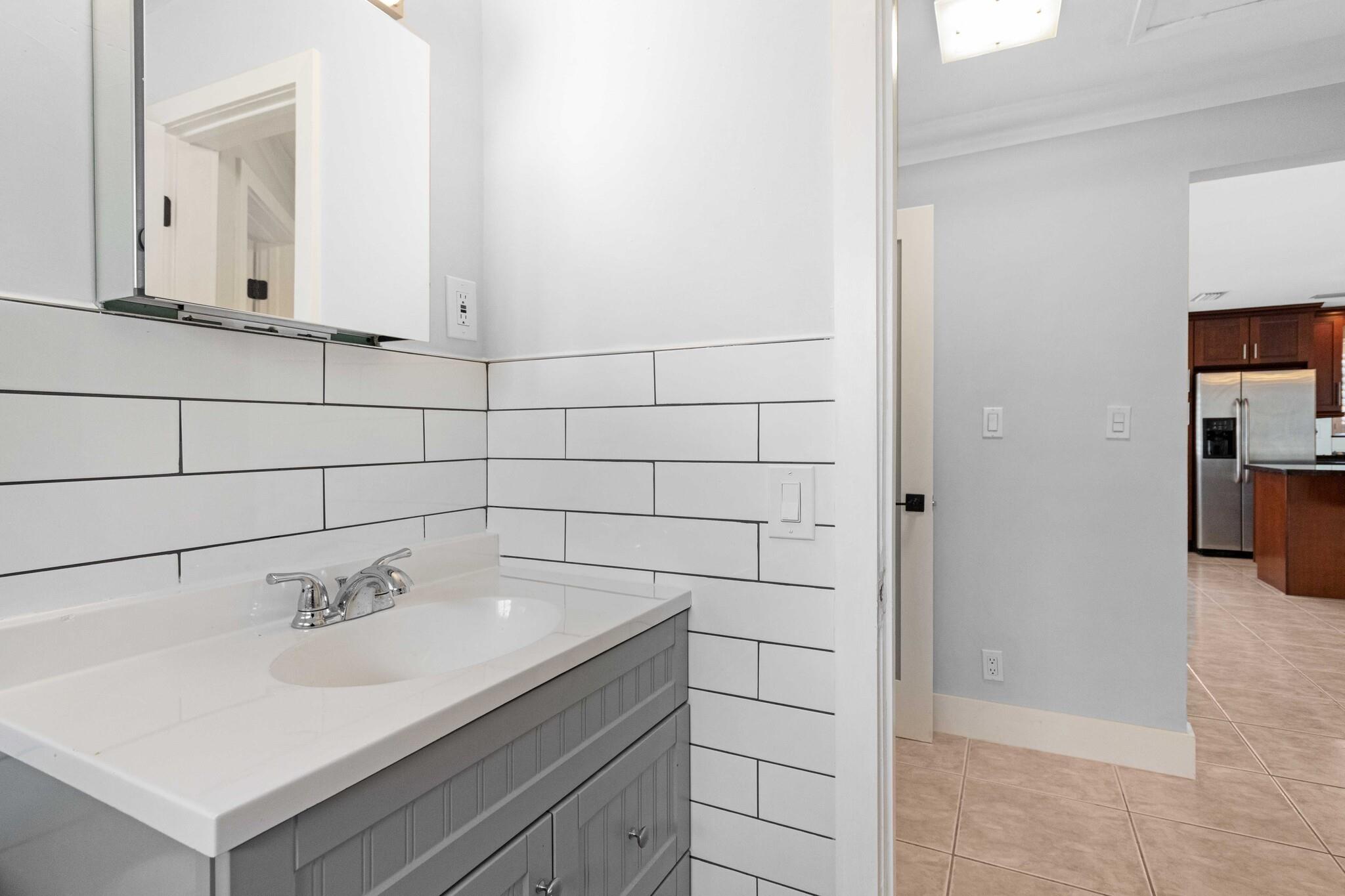 WILTON MANORS - Residential Income