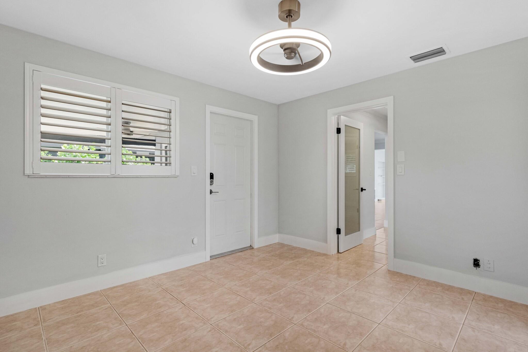 WILTON MANORS - Residential Income