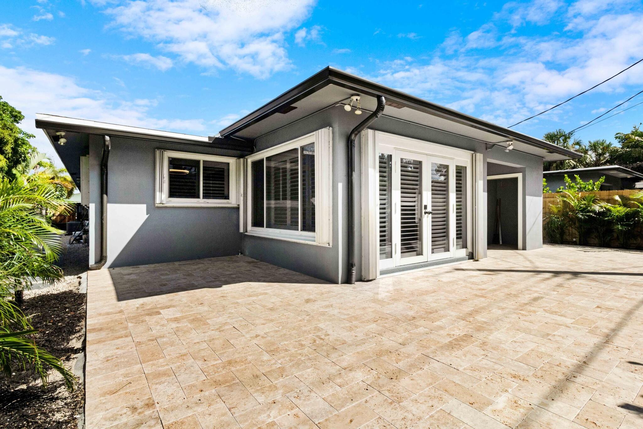 WILTON MANORS - Residential Income