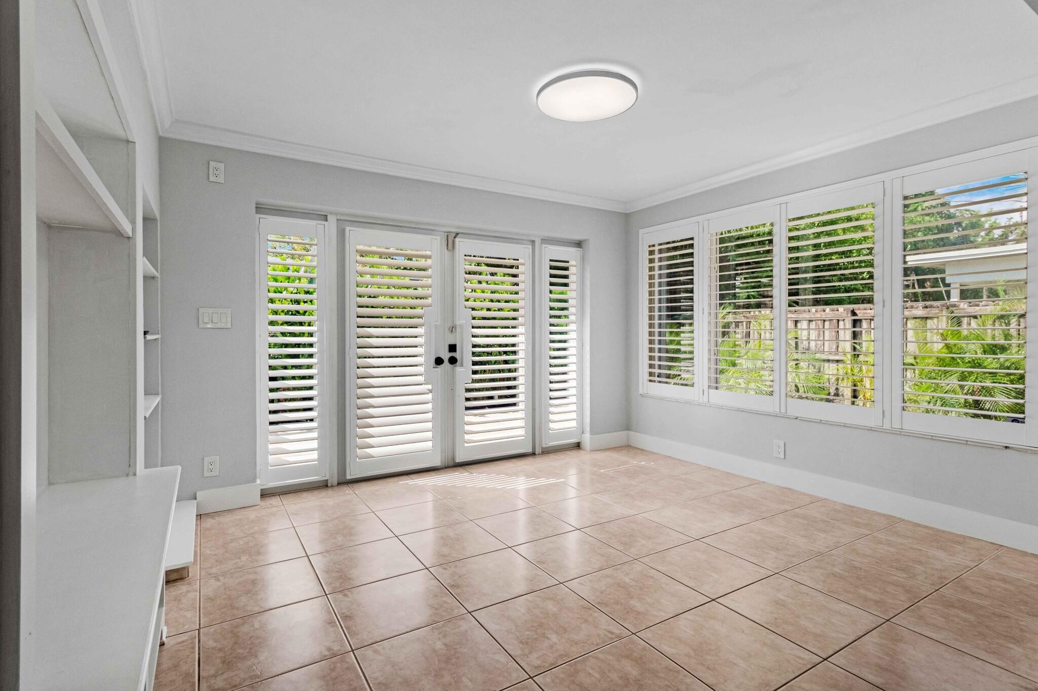 WILTON MANORS - Residential Income